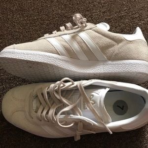 Tan and White Adidas 🌊